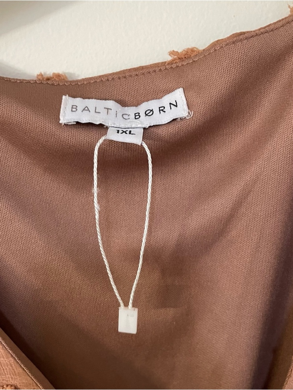 NWOT Baltic Born Brown Camel Swiss Paisley Dot Midi Long Sleeve Dress 1X - Picture 4 of 6